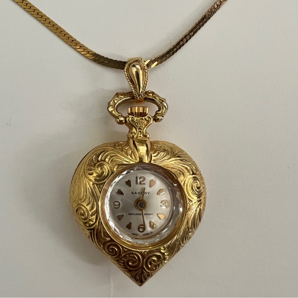 Vintage 60’s Saxony Watch Pendant Necklace